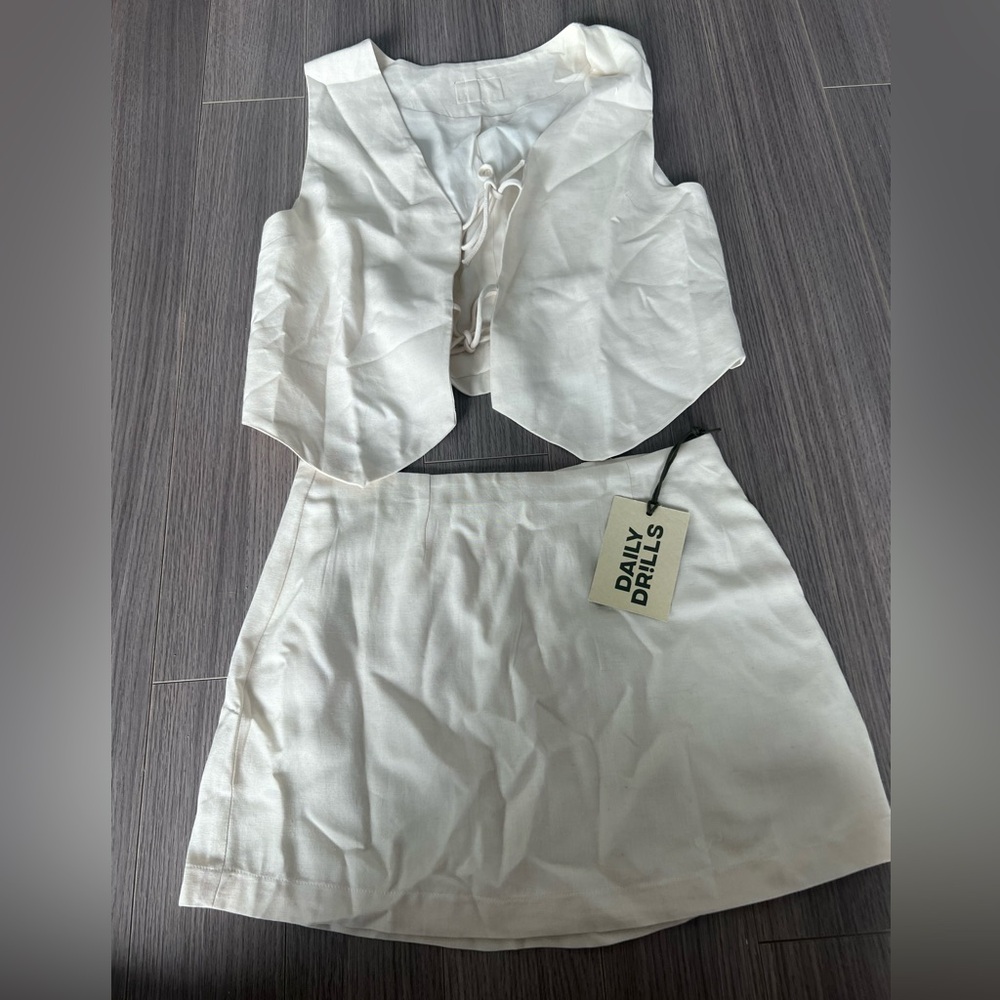 Daily Drills SET Resort Linen Skirt & Top - Picture 3 of 5